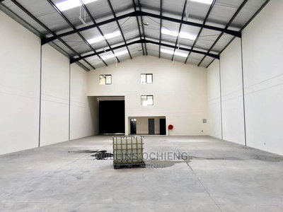 Newly Built Modern Godowns for Sale Rent - Eastern Bypass - Image 6