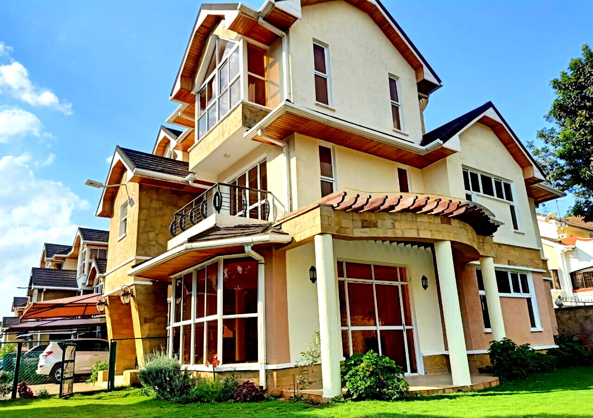 5-Ensuite Townhouse with Gym, Jacuzzi & Steam Bath - Lavington