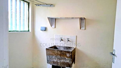 3bdrm Apartment in Nyayo Estate, Embakasi for sale - Image 8