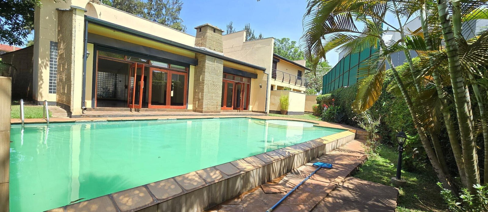 Resort-Style 4BR Townhouse - Runda