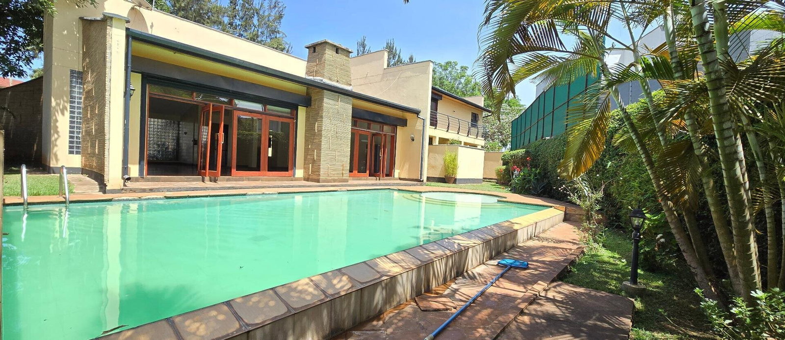 Resort-Style 4BR Townhouse - Runda
