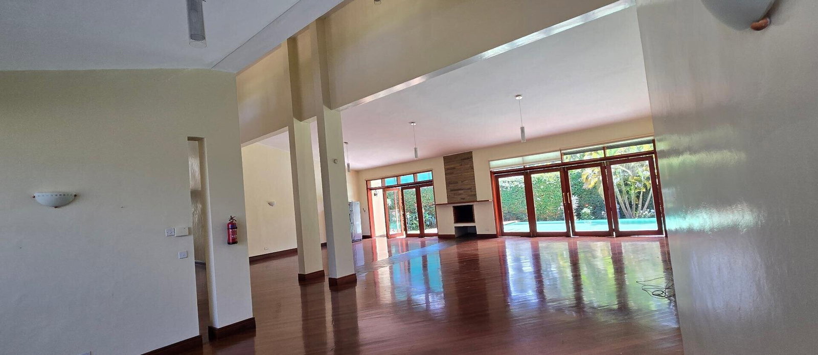 Resort-Style 4BR Townhouse - Runda