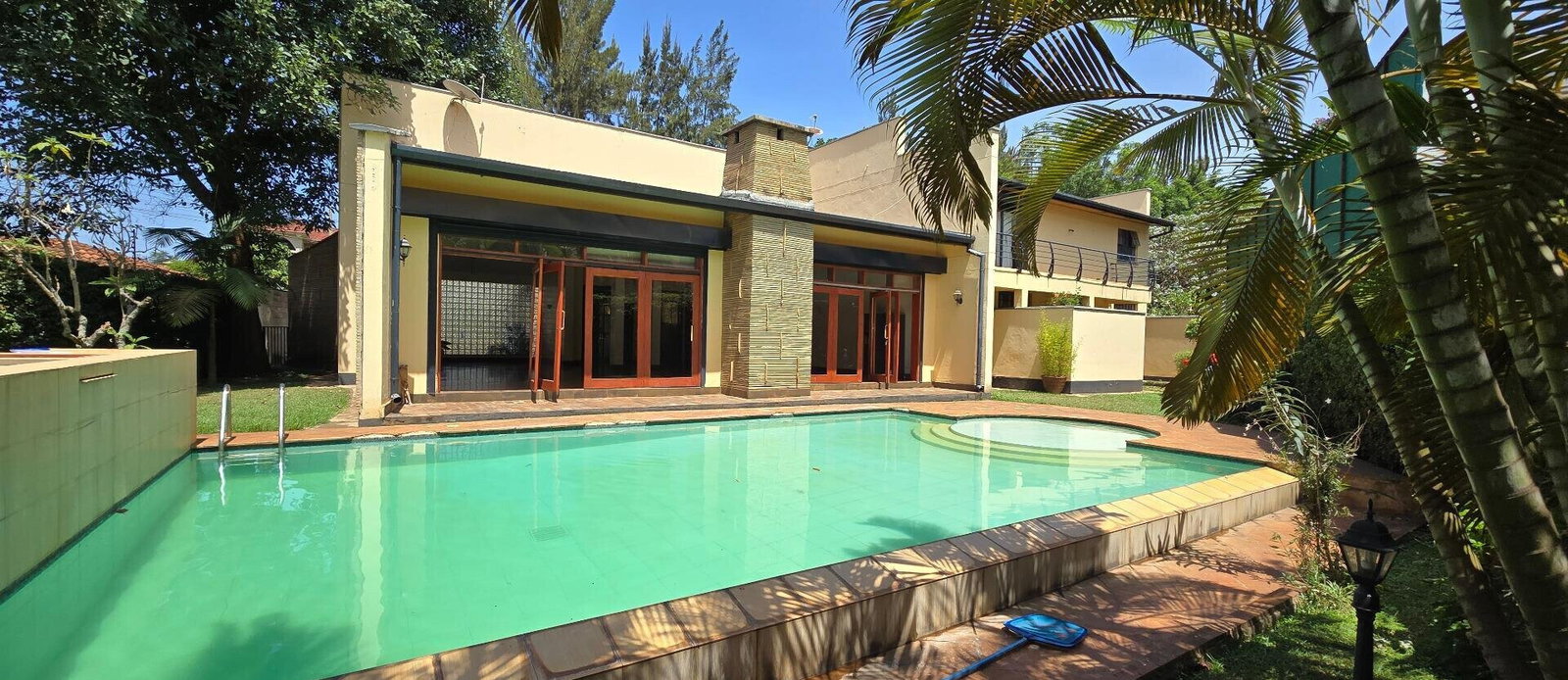 Resort-Style 4BR Townhouse - Runda