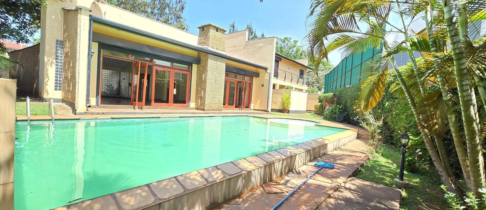 Resort-Style 4BR Townhouse - Runda
