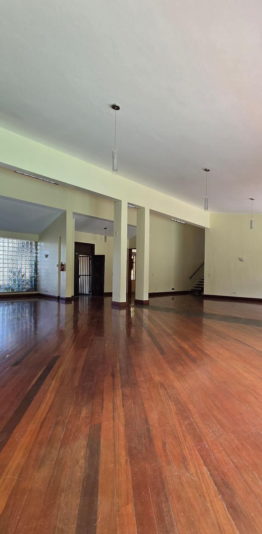 Resort-Style 4BR Townhouse - Runda