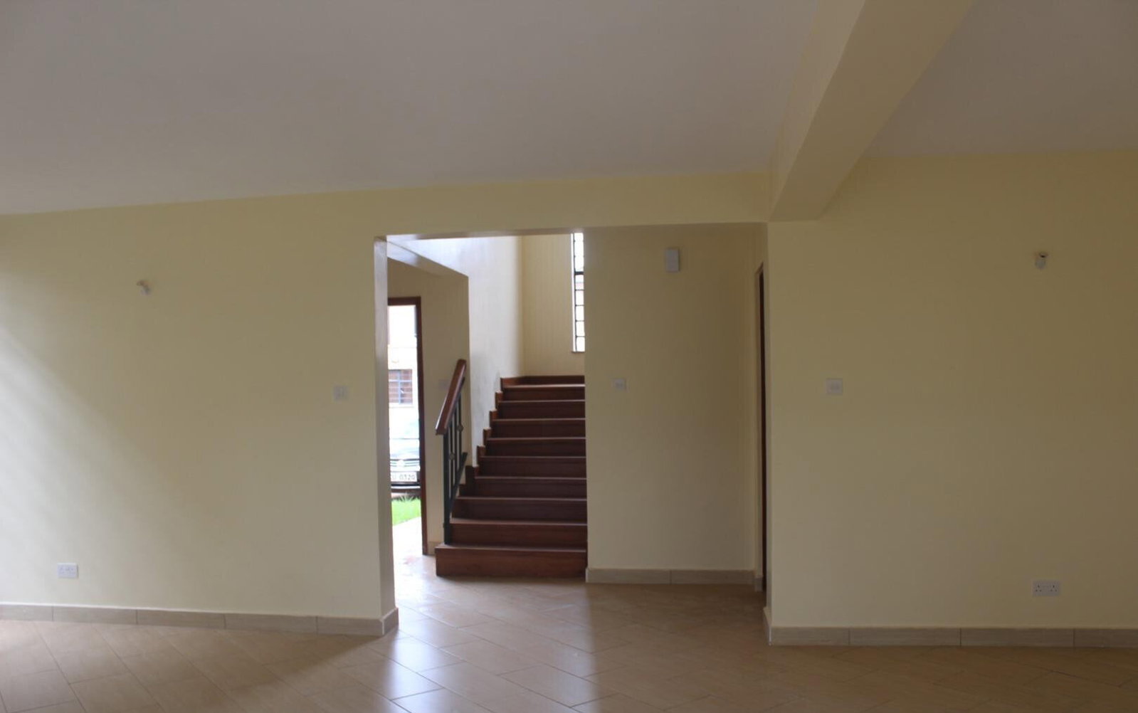 3BR Villa with Private Garden & Backup Power - Runda