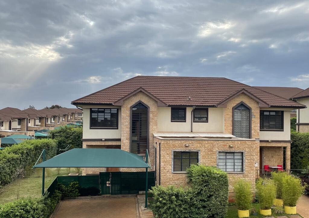 3BR Villa with Private Garden & Backup Power - Runda