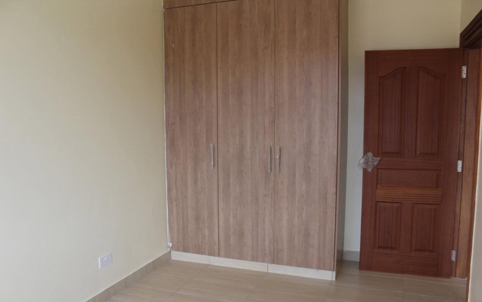 3BR Villa with Private Garden & Backup Power - Runda