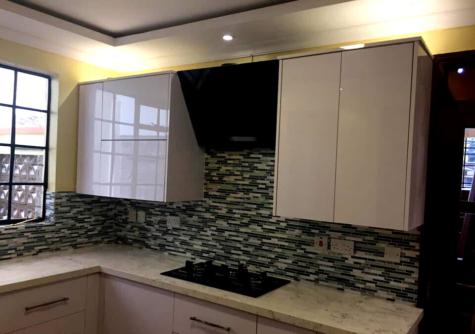 5-Bed Townhouse with Jacuzzi & DSQ in Gated Community - Lavington