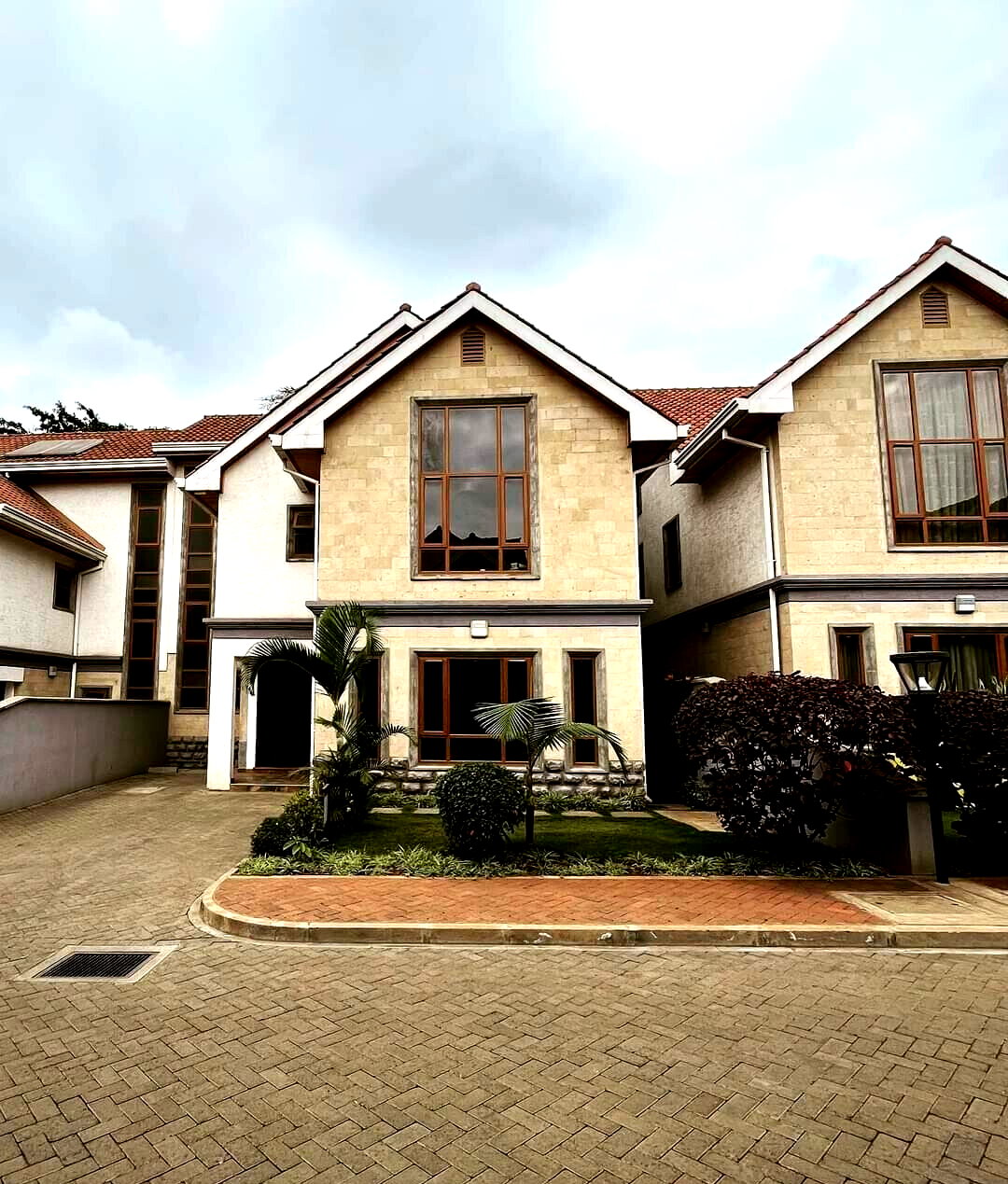 5-Ensuite Townhouse with DSQ in Secure Gated Community - Lavington