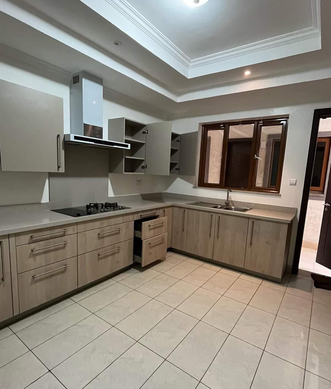 5-Ensuite Townhouse with DSQ in Secure Gated Community - Lavington
