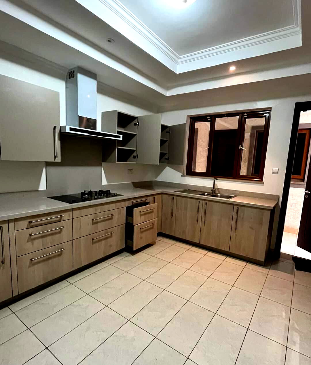 5-Ensuite Townhouse with DSQ in Secure Gated Community - Lavington