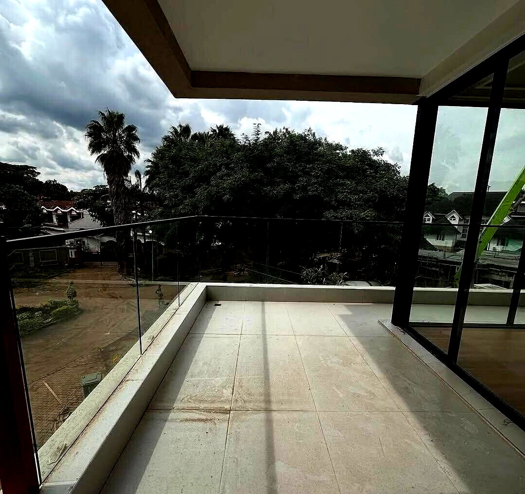 Newly Built 5-Ensuite Villas with Private Balconies - Lavington