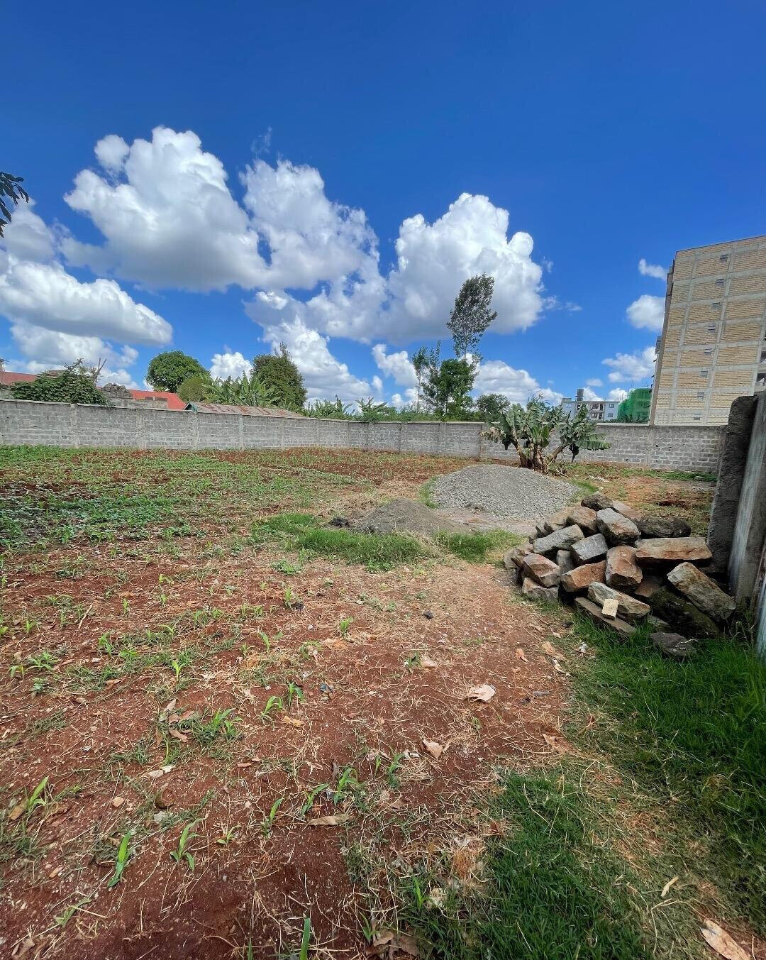 1/4 Acre Ruaka Plot at KSh 30M