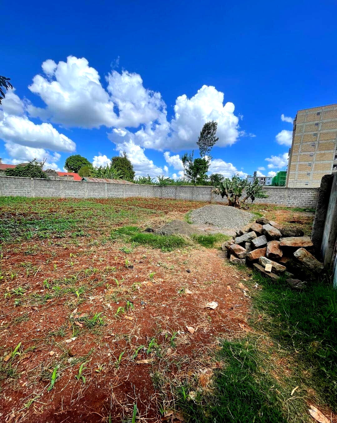 1/4 Acre Ruaka Plot at KSh 30M
