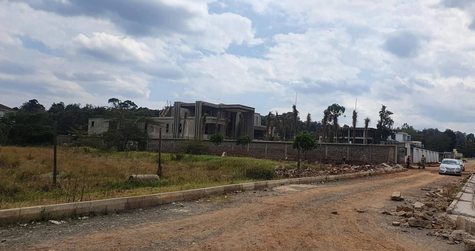 KSh 90M Garden Plot with Parking