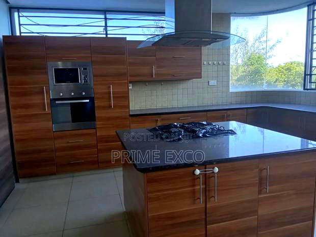 4bdrm Duplex in Nyali for sale