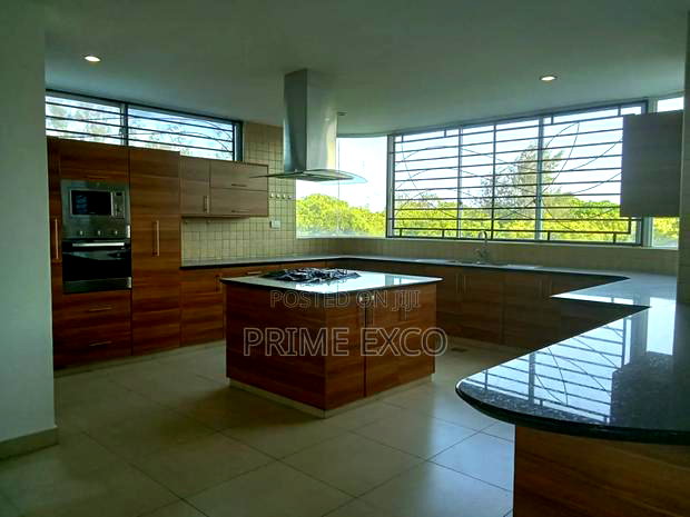 4bdrm Duplex in Nyali for sale