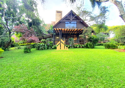 Half Acre Garden Home in Langata