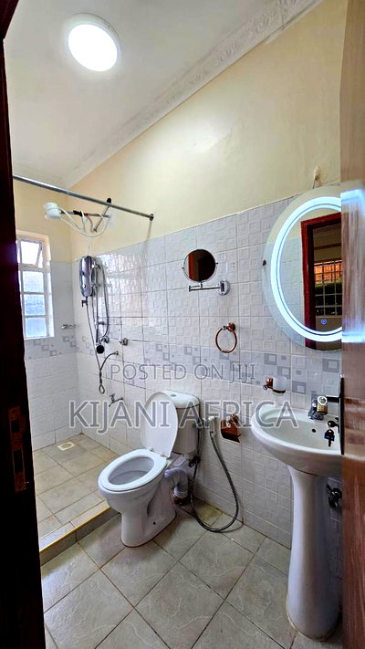 3bdrm Bungalow in Kenyatta Road / Theta for rent - Image 4