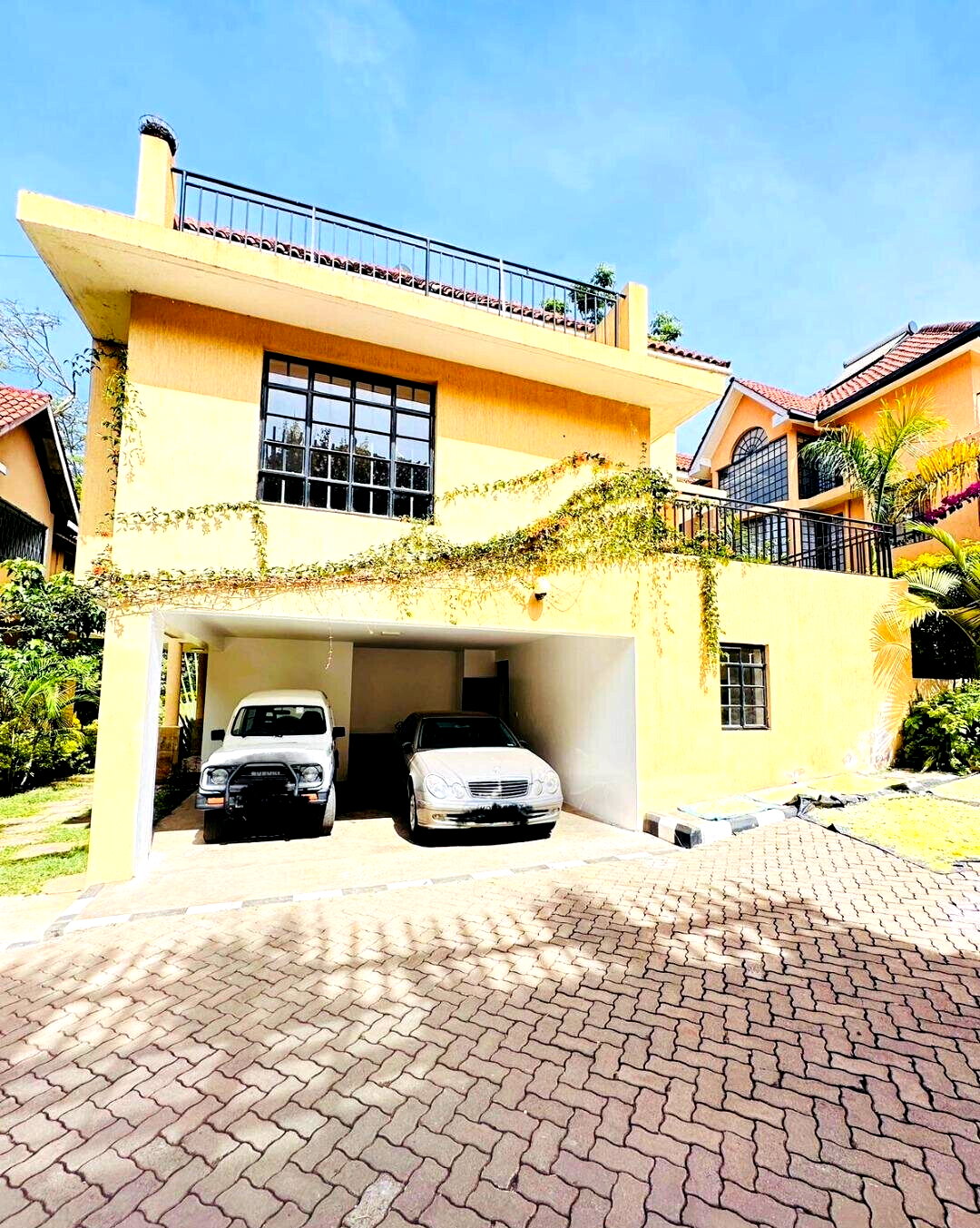 5-Ensuite Villas with DSQ & Private Garden - Spring Valley