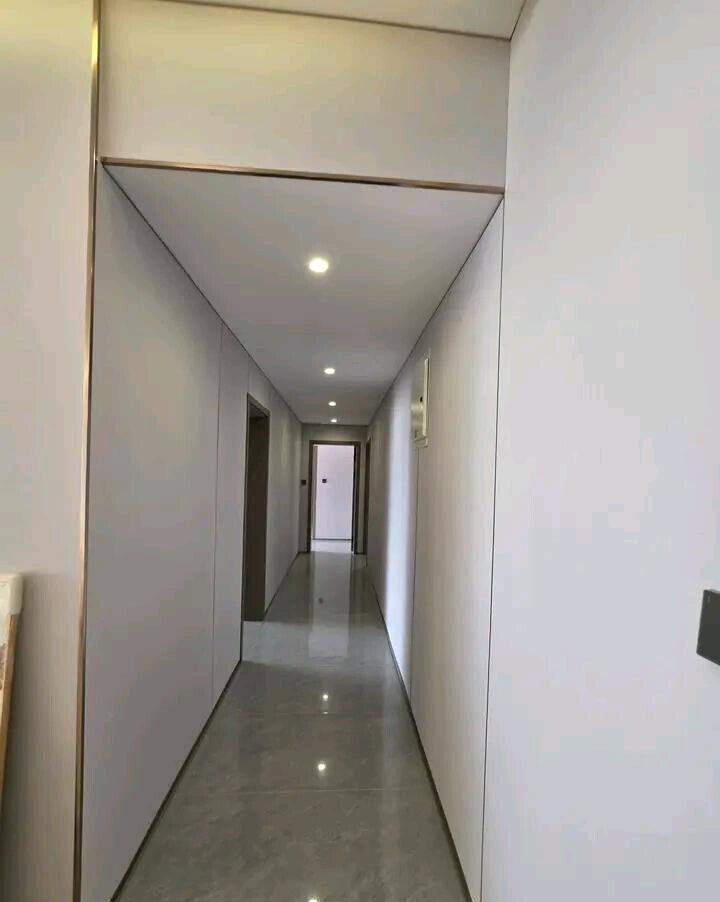 Beachfront 3BR Apartment with Rooftop Gym & Ocean Views - Nyali