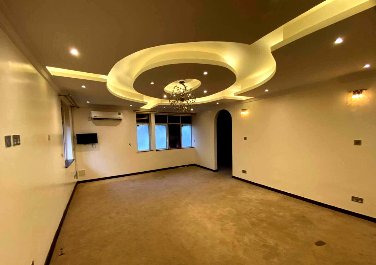 Half Acre 4BR Haven at KSh 570K