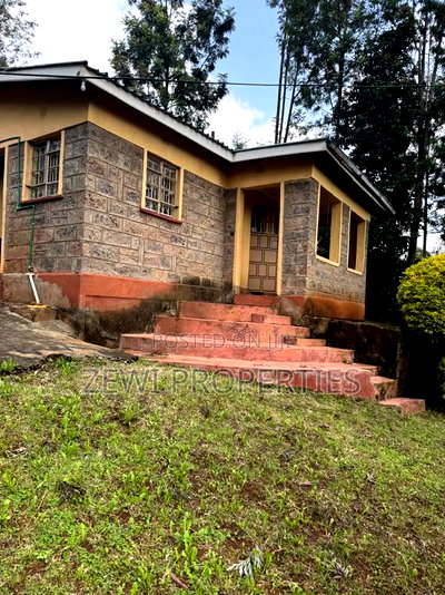 Quarter Acre With 2 Bedroom House - Image 1