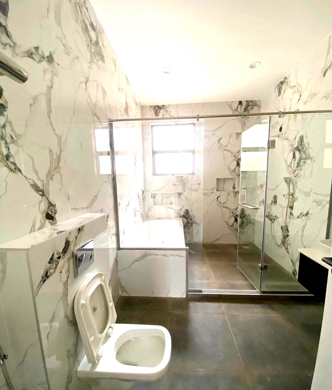 New 4-Ensuite Townhouse with DSQ & Solar - Lavington