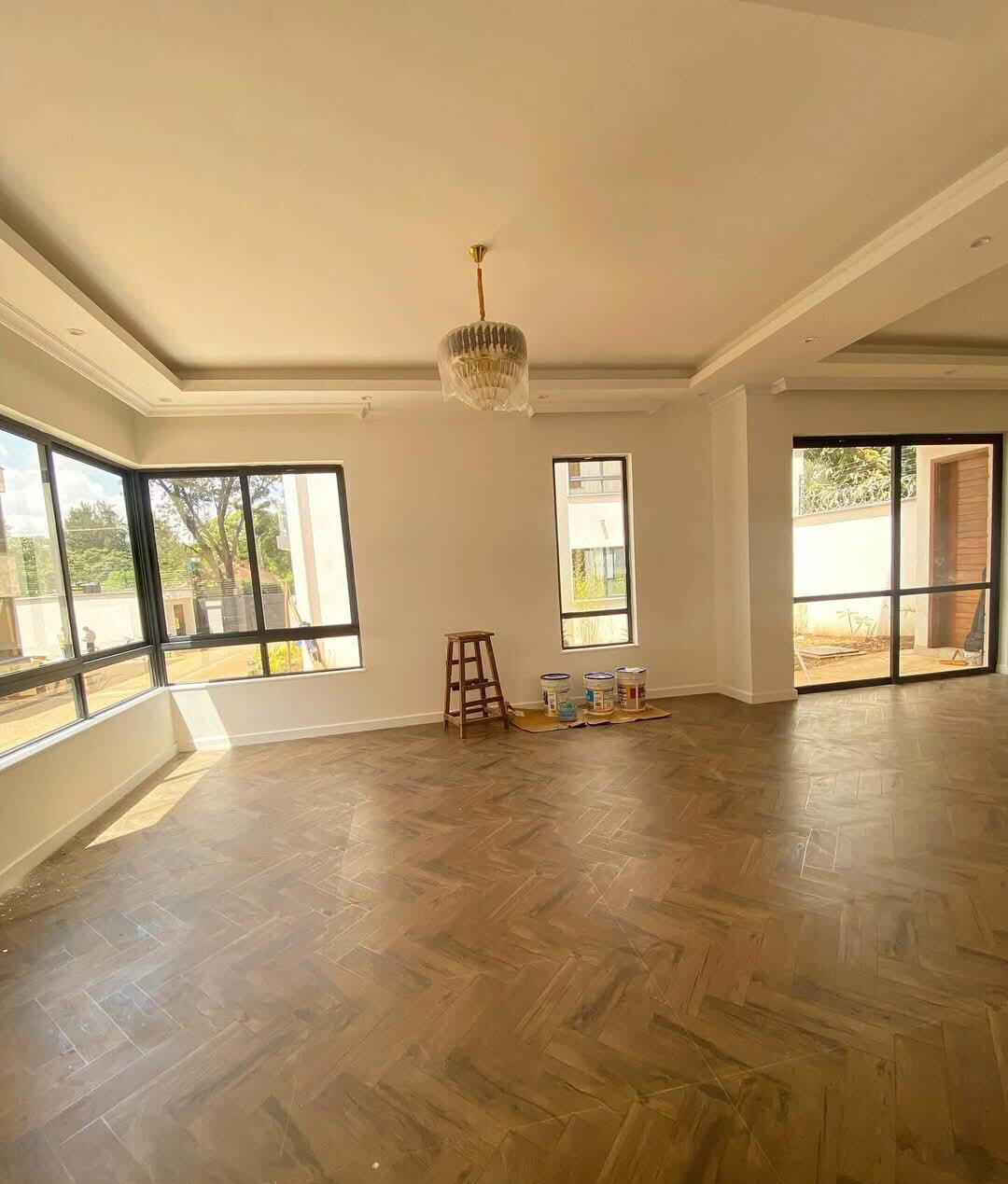 New 4-Ensuite Townhouse with DSQ & Solar - Lavington