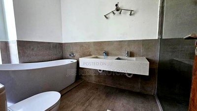 4bdrm Maisonette in Karen, Nairobi Central for sale - Image 2