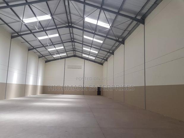 8500 Sq Feet Godown on Sale in Athiriver