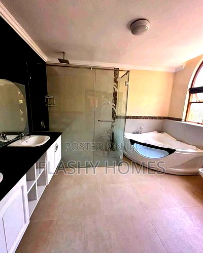 5bdrm Mansion in Karen for sale - Image 8