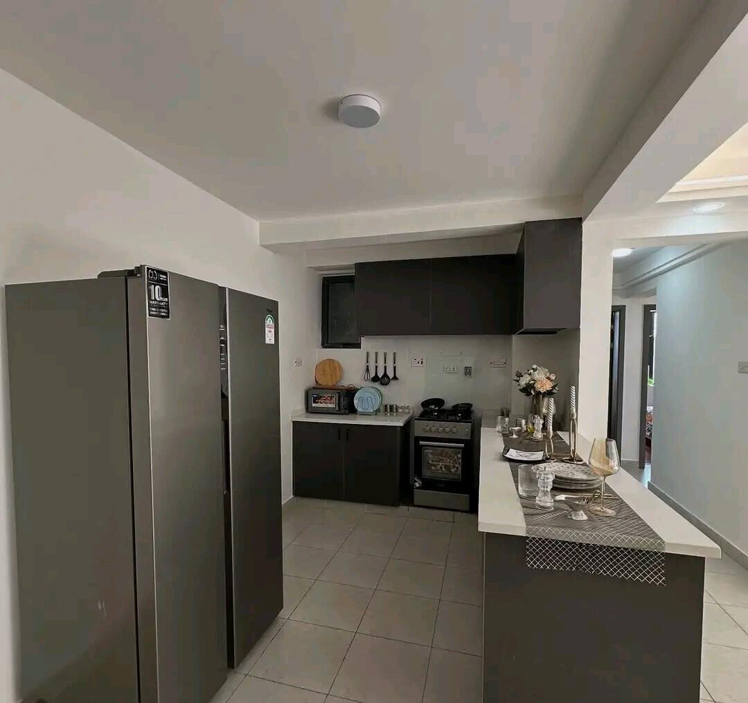 1BR Apartment with Pool & Mall Access - Kitengela's Gated Gem