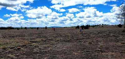 Isinya-Kiserian Road 1acre Subvidvied Into 1/8th Plots - Image 4