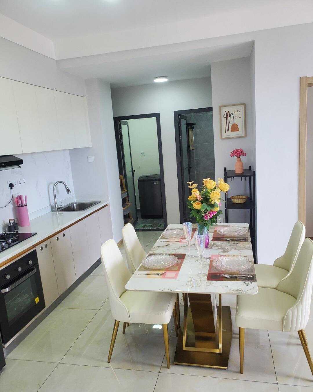 1BR Apartment with Cooker & High-Speed Lifts - Athi River