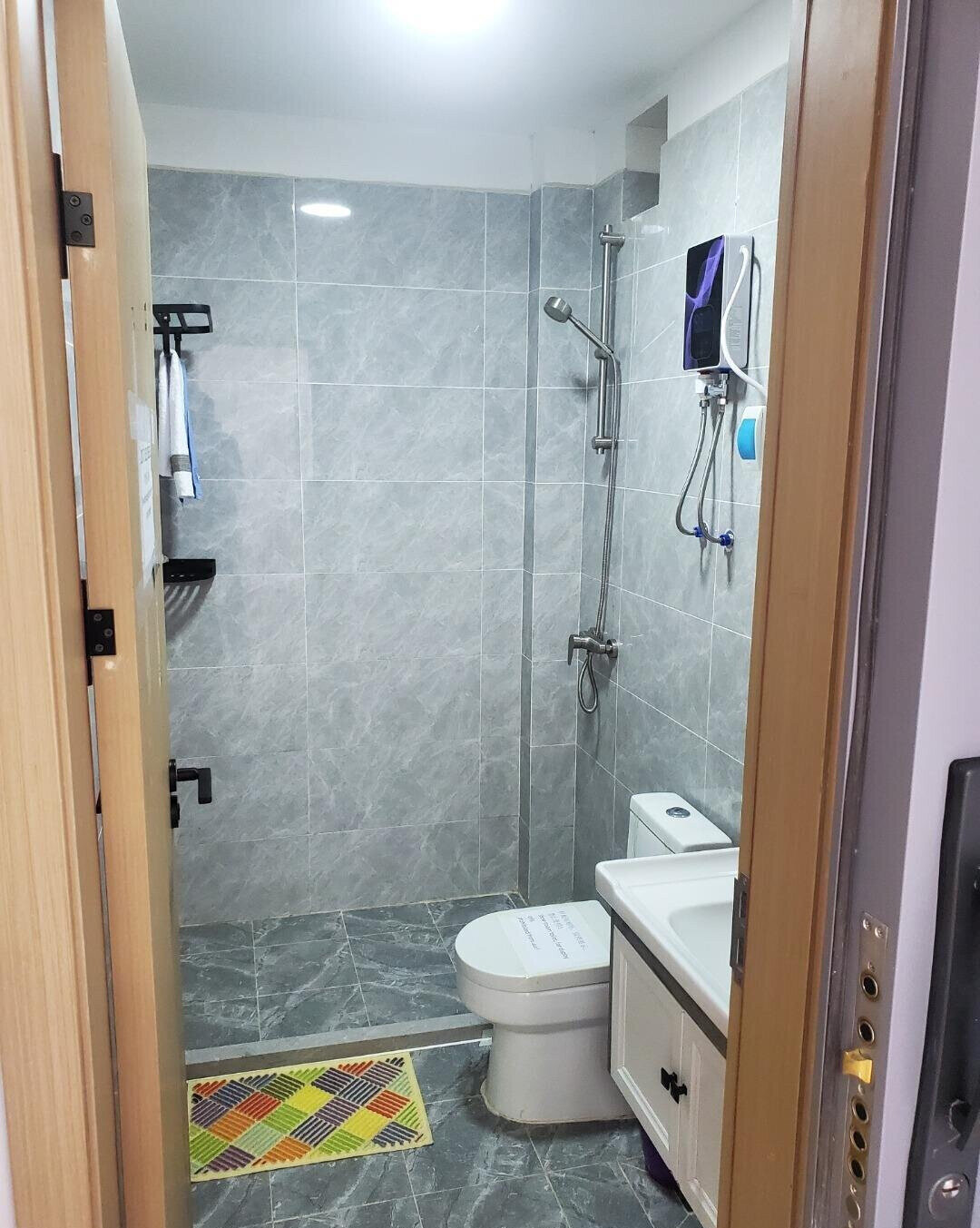 1BR Apartment with Cooker & High-Speed Lifts - Athi River