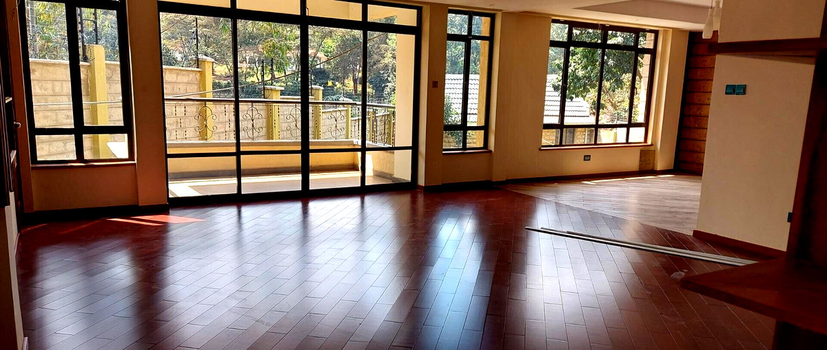 5-Ensuite Townhouse with Solar, Generator & Gym Room - Lavington