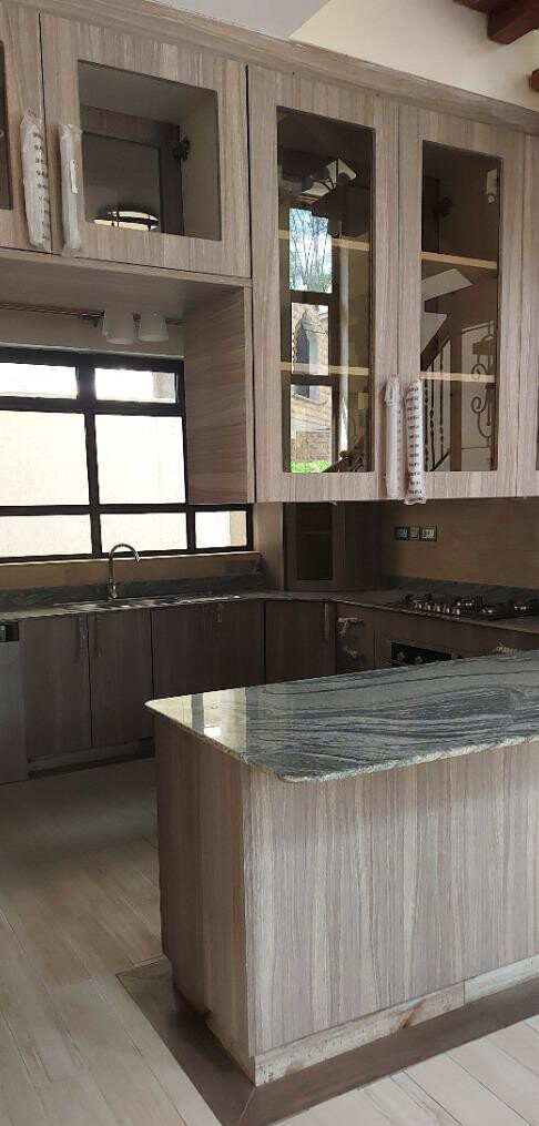 5-Ensuite Townhouse with Solar, Generator & Gym Room - Lavington