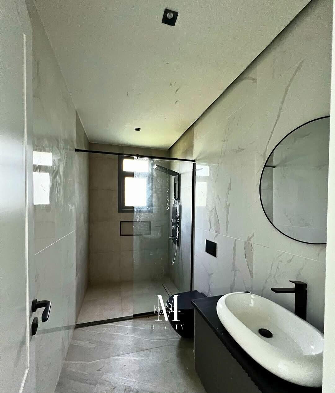 Brand New 5-Bedroom Villa with Man Cave & DSQ - Lavington