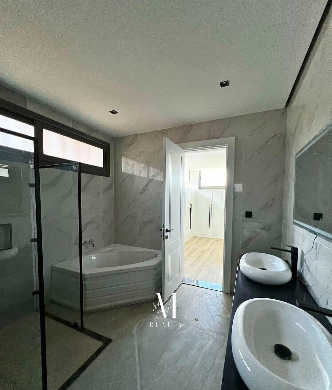 Brand New 5-Bedroom Villa with Man Cave & DSQ - Lavington