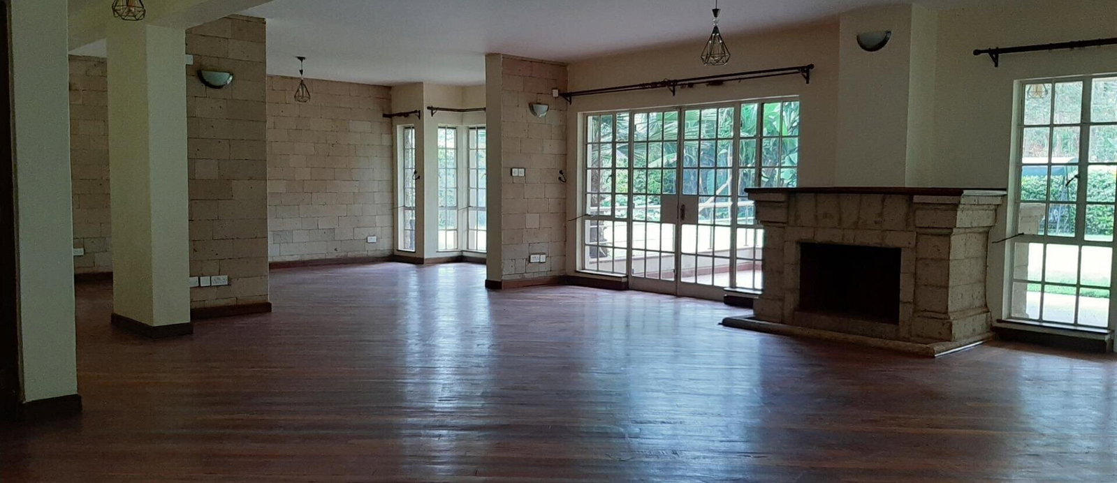 5BR All-Ensuite Townhouse with Fireplace & Pool – Rosslyn