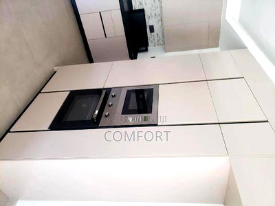 5bdrm Townhouse/Terrace in Lavington Green for sale - Image 6