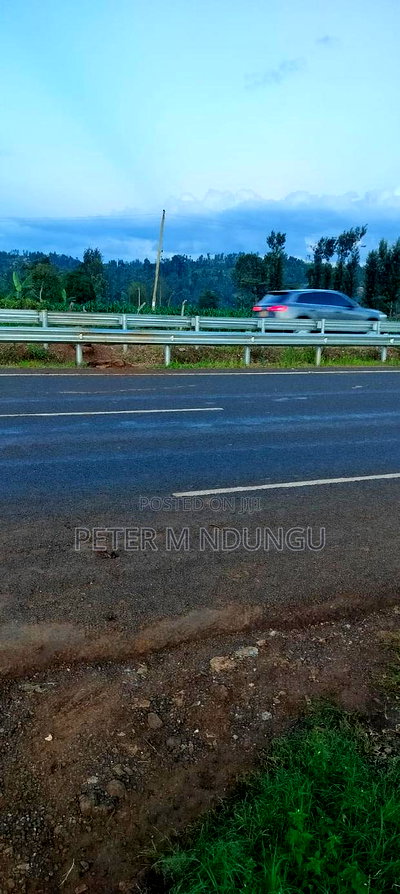 Prime 2 Acres Touching Sagana-Karatina Dual Carriage Way - Image 9