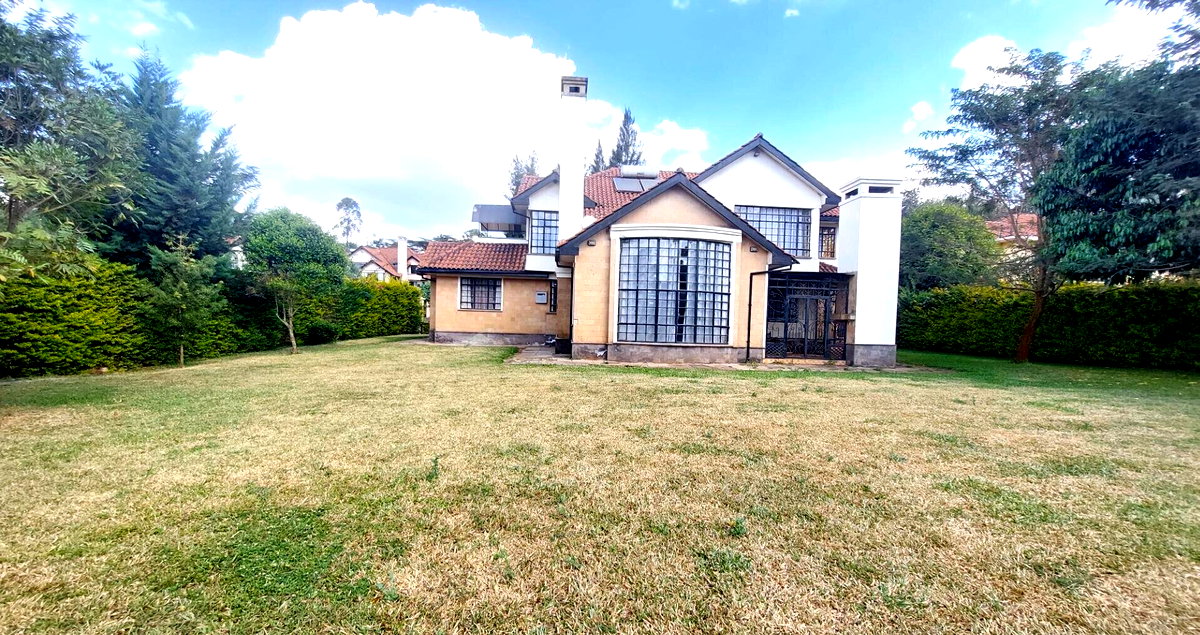 4-Ensuite Villa with Jacuzzi & DSQ on Half-Acre – Karen