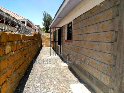 3bdrm Bungalow in Kiserian Magadi Road for sale - Image 4