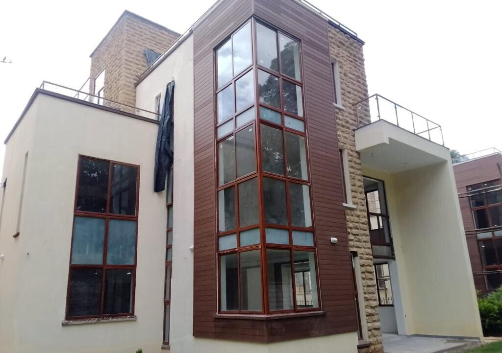 3-Level 5-Ensuite Townhouse with DSQ & Private Garden - Lavington