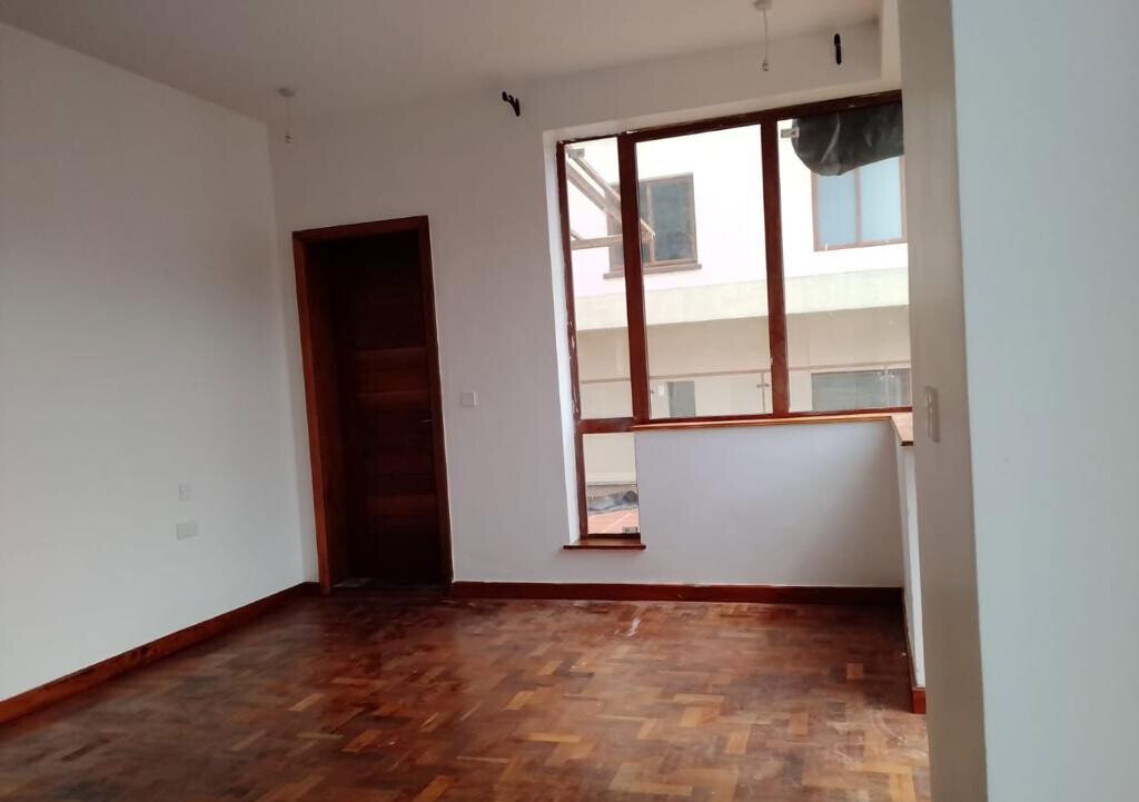 3-Level 5-Ensuite Townhouse with DSQ & Private Garden - Lavington