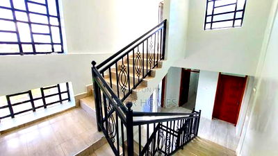 4bdrm Townhouse/Terrace in Kikuyu for sale - Image 11
