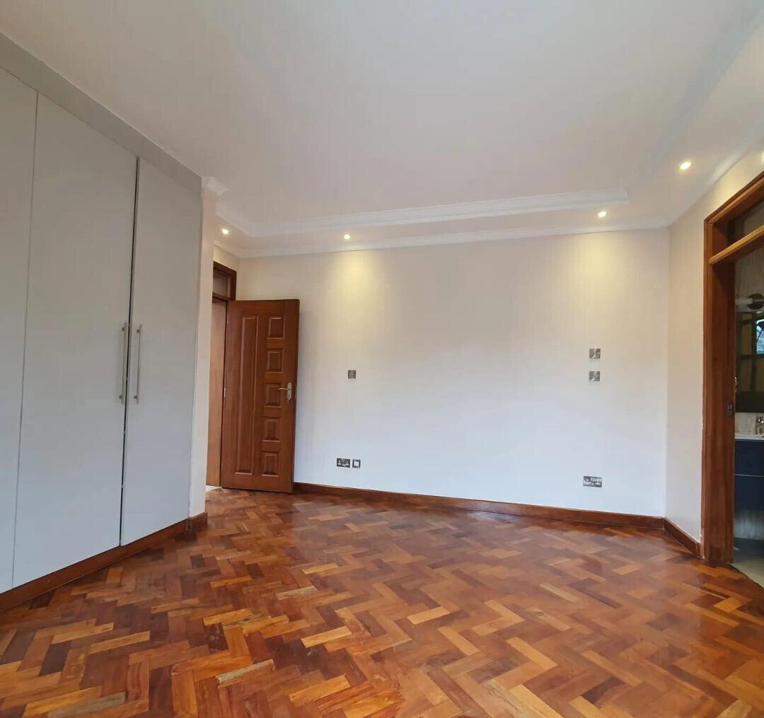5-Ensuite Family Home with Backyard Fireplace - Lower Kabete